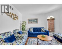 35 BORLAND Drive - 5