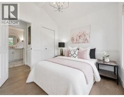 18 KEYS Crescent - 17