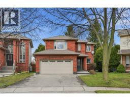 6 WOODCROFT Crescent - 1