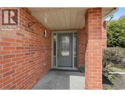 6 WOODCROFT Crescent - 3