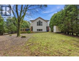 6 WOODCROFT Crescent - 34