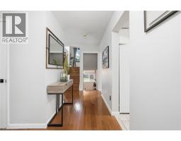 6 WOODCROFT Crescent - 4