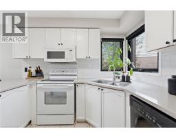 6 WOODCROFT Crescent - 7