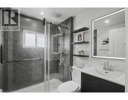 16 MERCER Road - 16