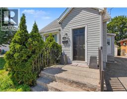 16 MERCER Road - 4