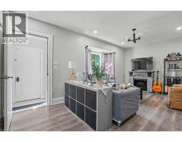 16 MERCER Road - 5