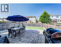 124 UDVARI Crescent - 28