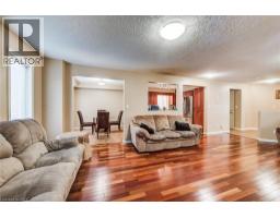 124 UDVARI Crescent - 8