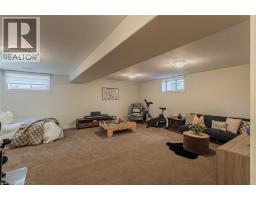 15 WINTERBERRY Lane - 20