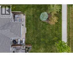 15 WINTERBERRY Lane - 33
