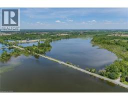 15 WINTERBERRY Lane - 36