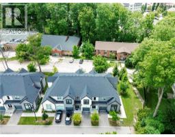 110 FERGUS Avenue UnitNo. 17 - 3