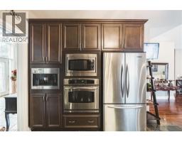 137 PINEHILL Drive - 14