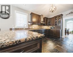 137 PINEHILL Drive - 16