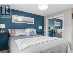 14 CAMBRIDGE Avenue - 18