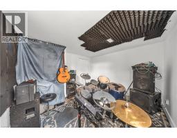 478 GREENFIELD Avenue - 26