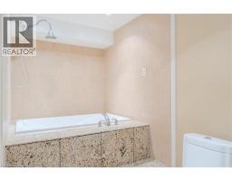 79 MOORLAND Crescent - 35