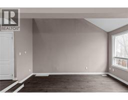 12 LANKIN Boulevard UnitNo. 12 - 13