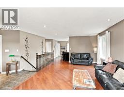 30 LESLIE Street - 8