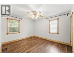 61 GLENMOUNT Avenue - 16