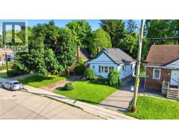 61 GLENMOUNT Avenue - 39
