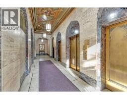 36 JAMES Street S UnitNo. No.701 - 9