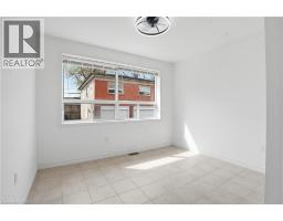 1049 GLENCAIRN Avenue - 11