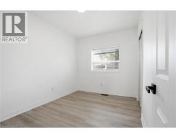 1049 GLENCAIRN Avenue - 19