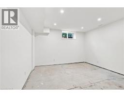 24 HILL Street - 35