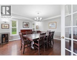 15 SHEPHARD Place - 16