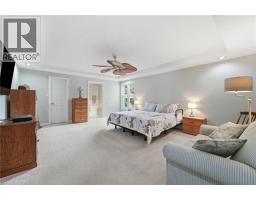 15 SHEPHARD Place - 18