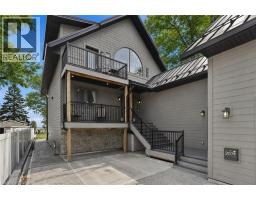 207 BEACH Boulevard - 3