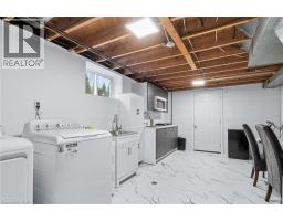 27 BLENHEIM Drive - 34