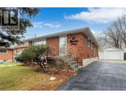 27 BLENHEIM Drive - 5