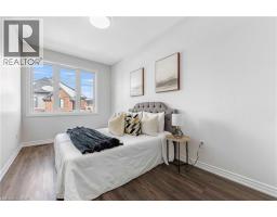 1426 OAKMONT Common - 25