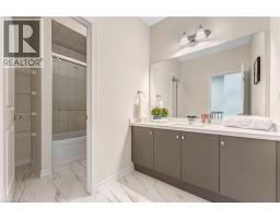 1426 OAKMONT Common - 28