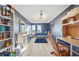 6945 GRACEFIELD Drive - 32
