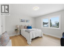 7 BARTLETT Avenue - 36
