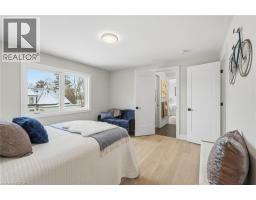7 BARTLETT Avenue - 38