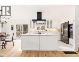22 ROSEBOUGH Street - 10