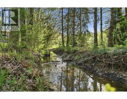 22 ROSEBOUGH Street - 41
