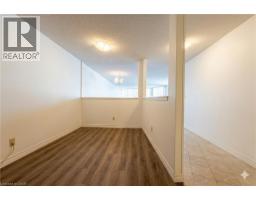 24 MARILYN Drive UnitNo. 101 - 5