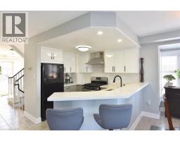 2774 KING Street E UnitNo. 36 - 15