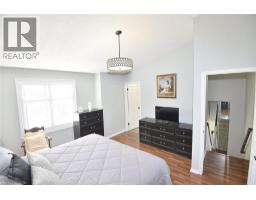 2774 KING Street E UnitNo. 36 - 28