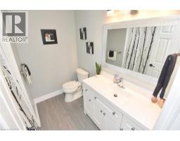 2774 KING Street E UnitNo. 36 - 35