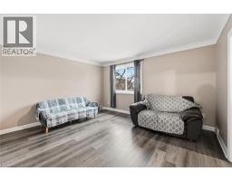 17 QUEEN Street N - 29