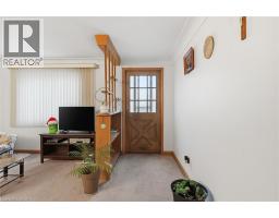 17 QUEEN Street N - 3