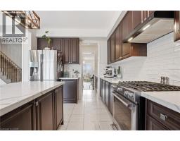 62 ESTHER Crescent - 17