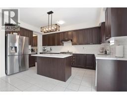 62 ESTHER Crescent - 18