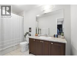 62 ESTHER Crescent - 32